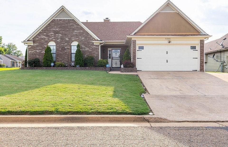1st image of 5265 Crystal Oak Dr