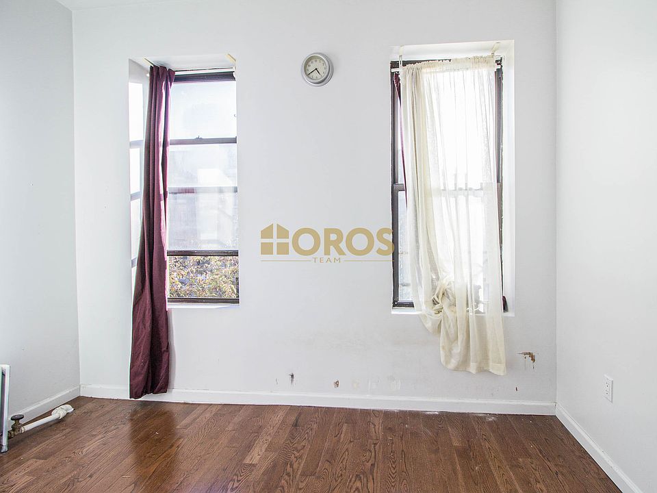 1st image of 213 E 10th St APT 17