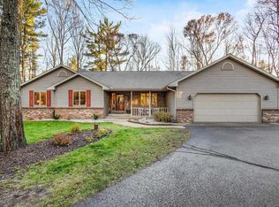 5892 Sarah Cir, Wisconsin Rapids, WI 54494