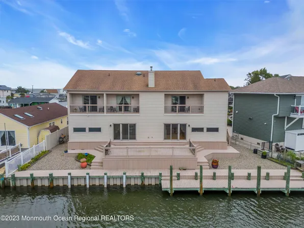 135 Amherst Drive, Bayville, NJ 08721