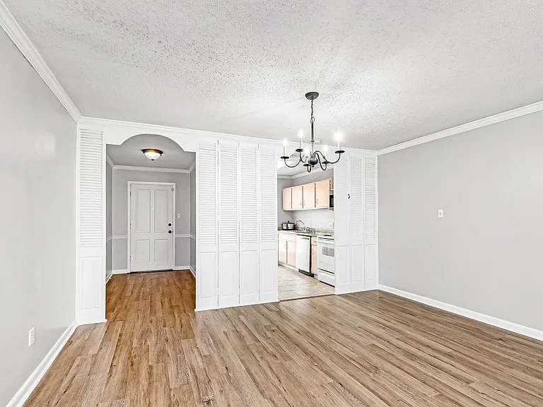 10426 Jefferson Hwy #H — Photo 5