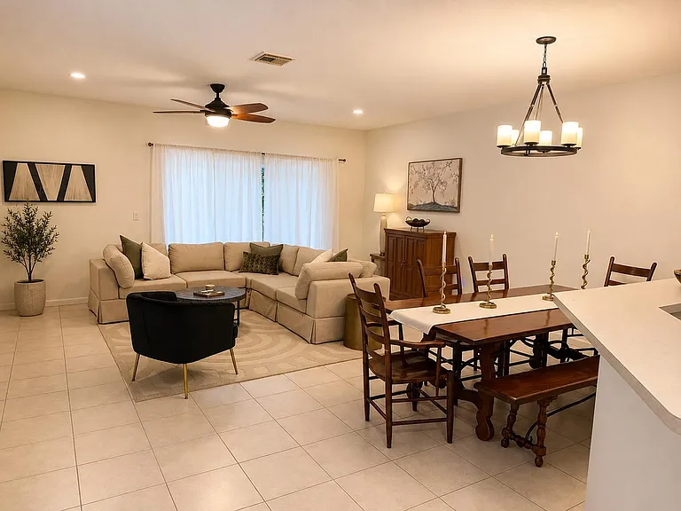 13428 Georgian Ct — Photo 3