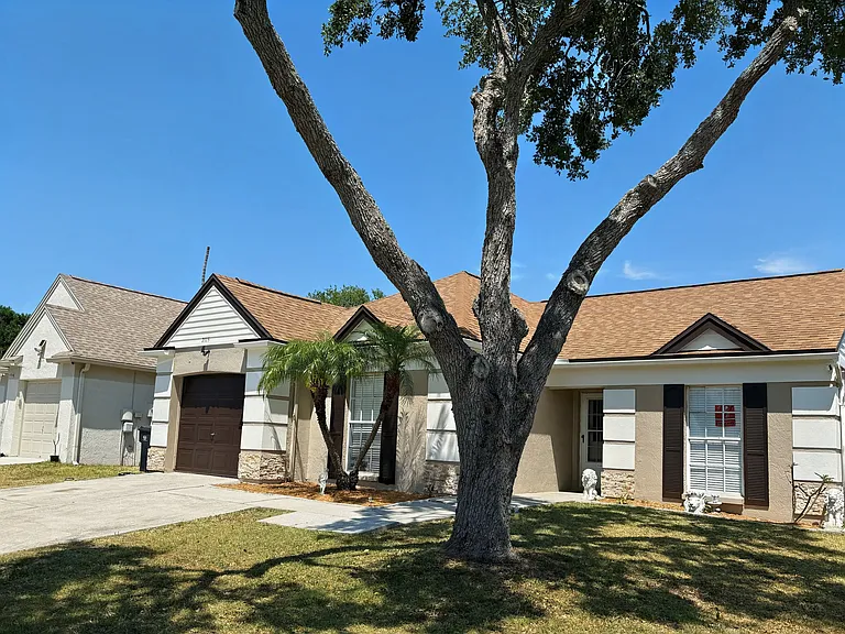 2115 Shadypoint Ln — Photo 22