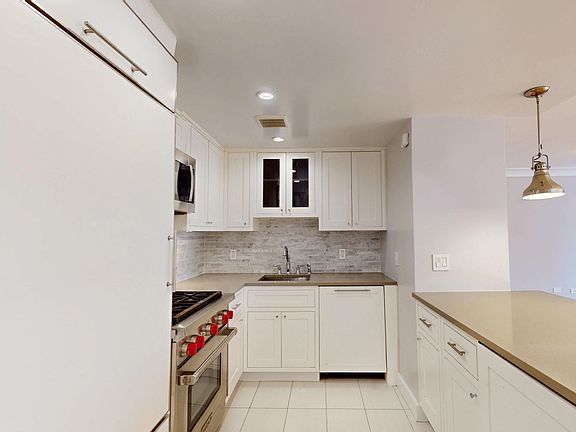 3rd image of 50 W 97th St #14KL