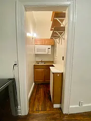 Rented by Jonathan Wachtel, LREB