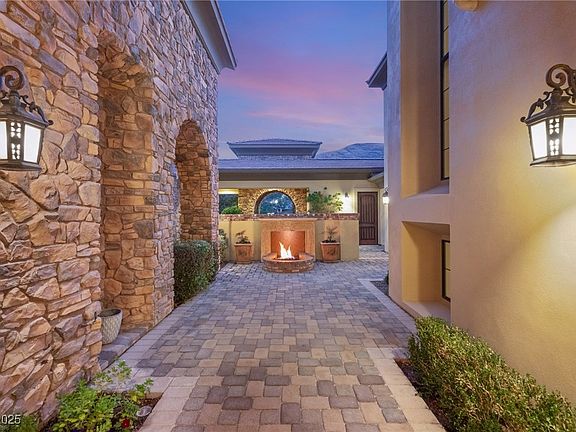 5th image of 62 Golf Estates Dr