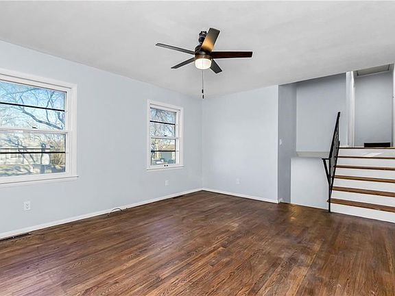 4th image of 11602 Bennington Ave