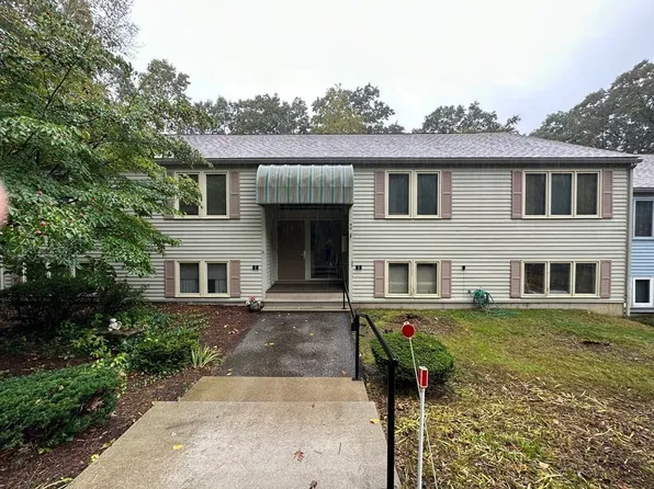 40 Maria Ave APT D, Southbridge, MA 01550