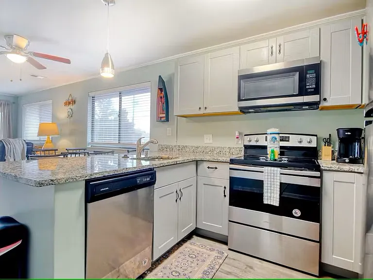 2304 Perrin Dr #A — Photo 2