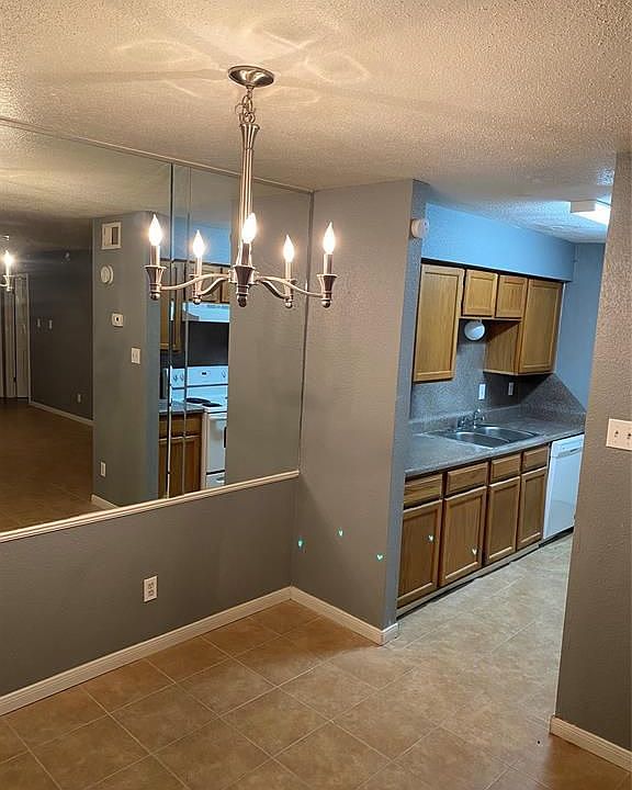 1st image of 9700 Leawood Blvd #2/205