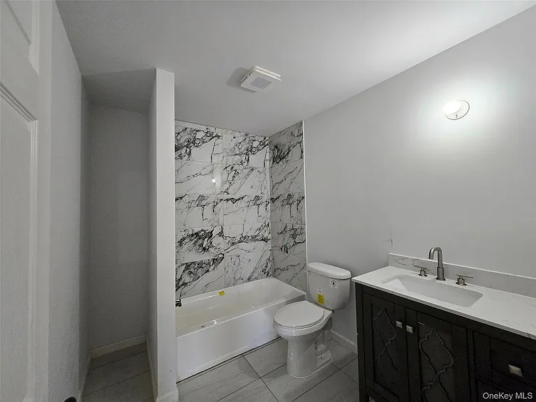 54 Madison Ave — Photo 20