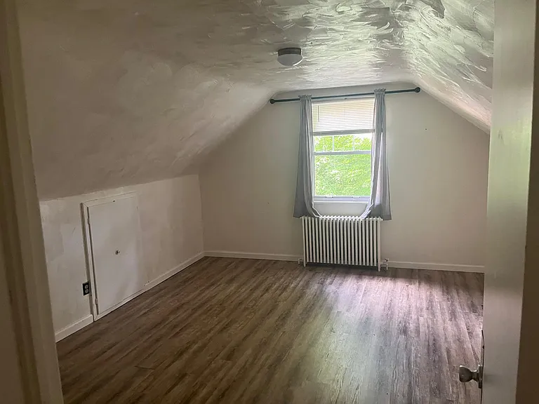 5 Celeste Dr #5 — Photo 5