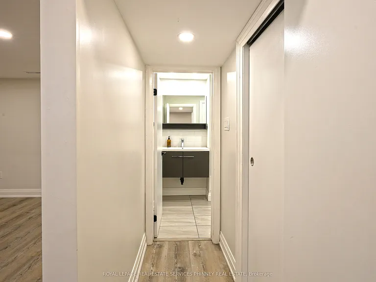 2392 Cashmere Ave #LOWER — Photo 9