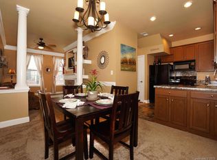 21325 Pine St #124, Cornelius, NC 28031