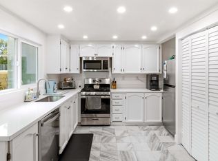 19233 Creekside Ln, Salinas, CA 93908