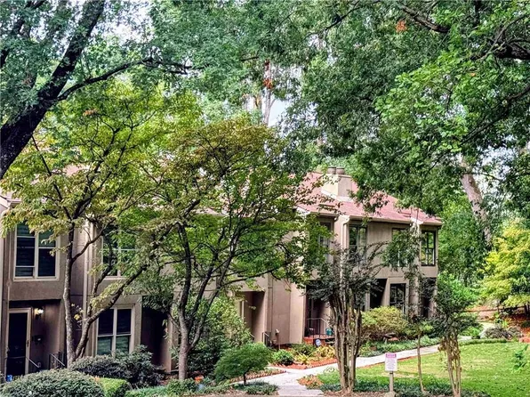 1742 Woodcliff Pl, Atlanta, GA 30329