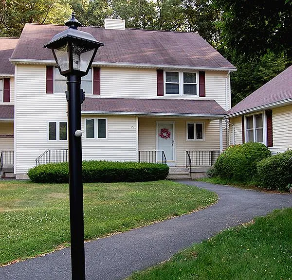 15 Oldefield Farms — Photo 1
