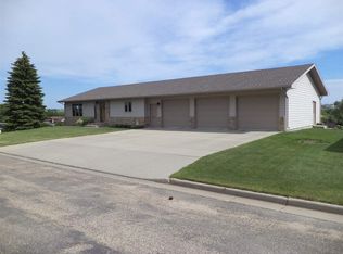 2701 2nd Ave NW, Minot, ND 58703