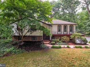 1880 Deamerlyn Dr, York, PA 17406