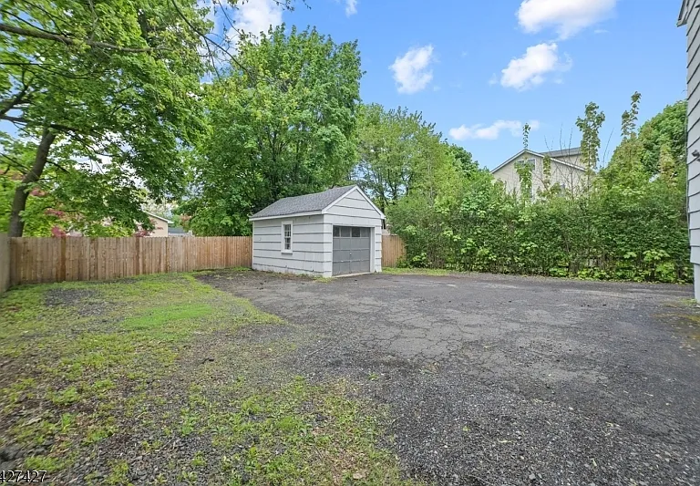 59 Bernards Ave #B — Photo 20