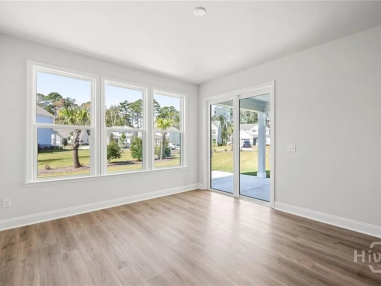 469 Monterey Loop — Photo 15