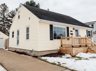 1112 Benton Ave, Janesville, WI 53545