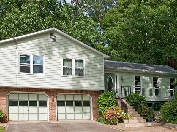 254 Devant Pl, Lilburn, GA 30047