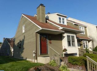 201 Saint Albans Ct, Chester Springs, PA 19425