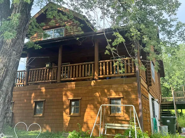 255 Eastside Ln, Montezuma, IA 50171