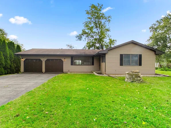 288 Sheffield Rd, Groveland, IL 61535