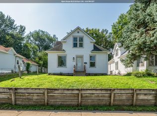 1512 W 6th St, Sioux City, IA 51103