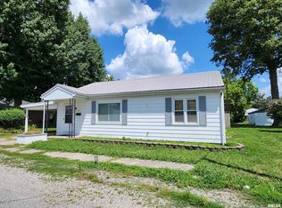 205 W Chester St, Pinckneyville, IL 62274