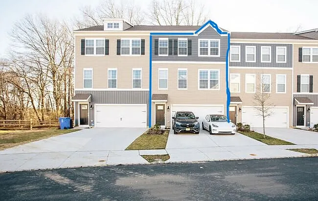 28 Foundry Blvd
