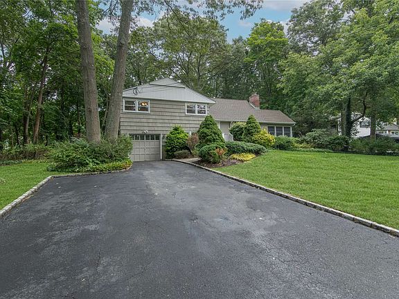 3rd image of 1 Sherwood Dr