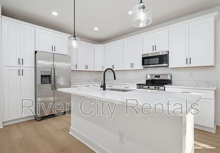 7596 Silver Sands Rd — Photo 4