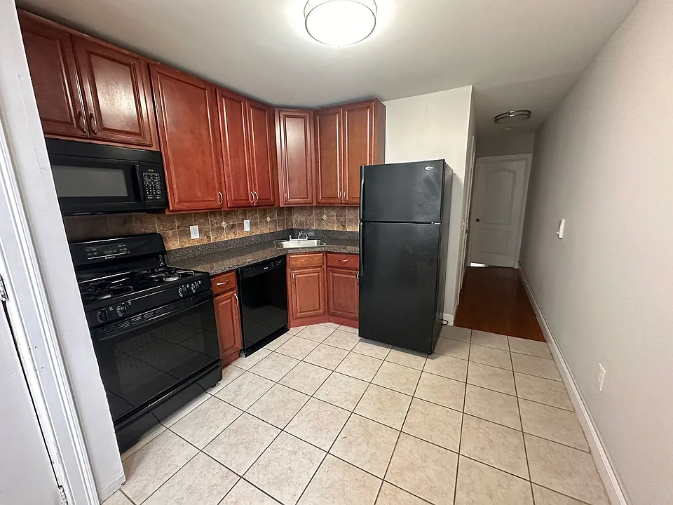 301 71st St #10
