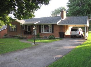 3014 Tully Dr, Roanoke, VA