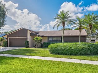 7506 Hazelwood Cir, Lake Worth, FL 33467