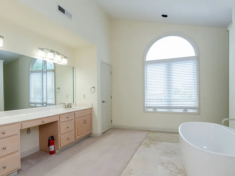 7 Shore Dr — Photo 23