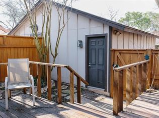 1427 W Braker Ln #B, Austin, TX 78758