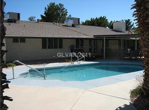 5th image of 3872 Jewel Ave