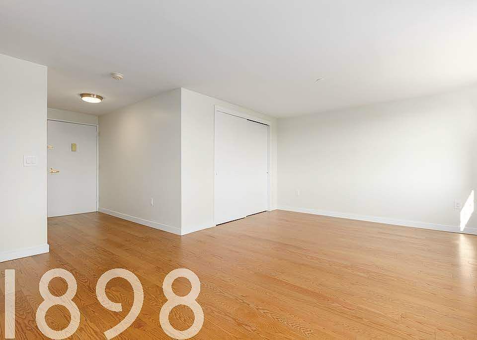 2nd image of 75-25 153rd St #546