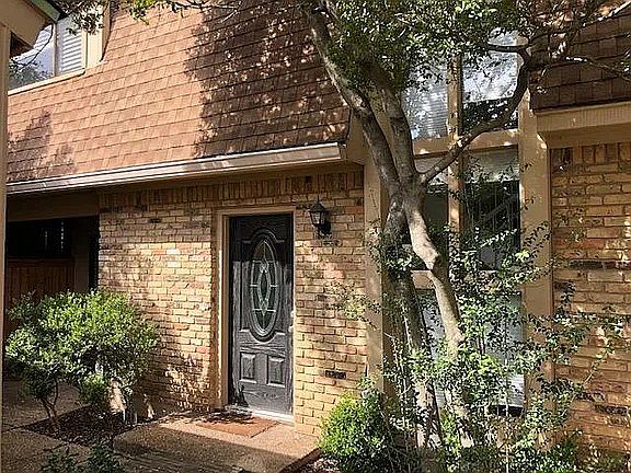 1st image of 4100 Village Oak Dr