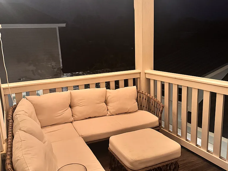 1542 Banning St — Photo 26