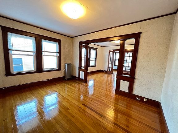 4th image of 349 Granite St #349