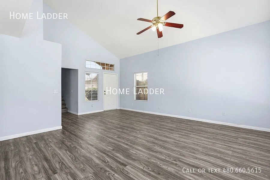 Beautifully maintained 3-bedroom, 2.5-bath home with no HOA! — Photo 4