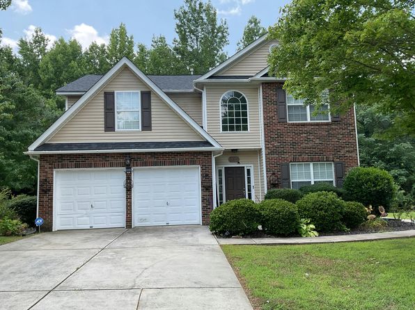 935 Wind Carved Ln