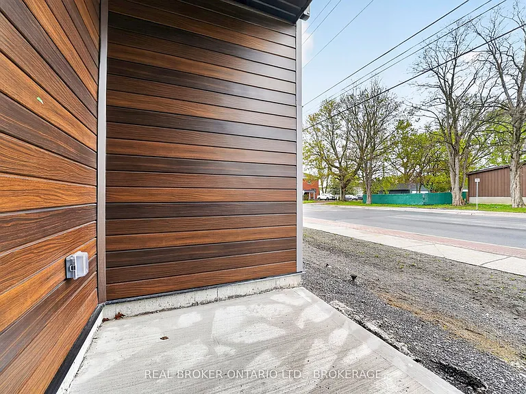 600 2nd St E #7B — Photo 27