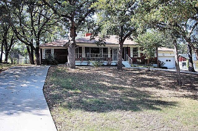 1st image of 22 Horseshoe Dr