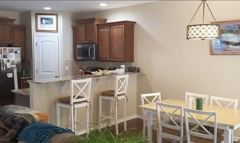 25 Piccadilly Ct — Photo 9